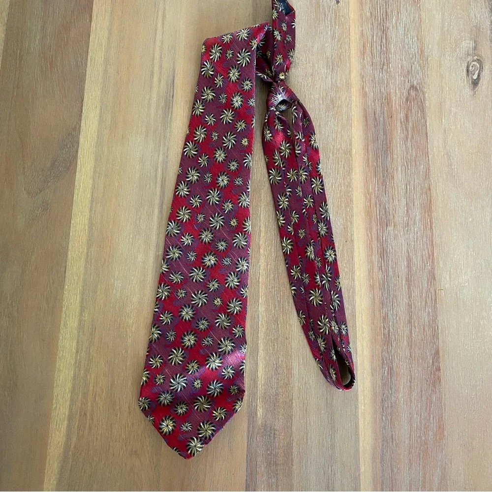 Men's Red and Purple Jhane Barnes Silk Patterned Tie